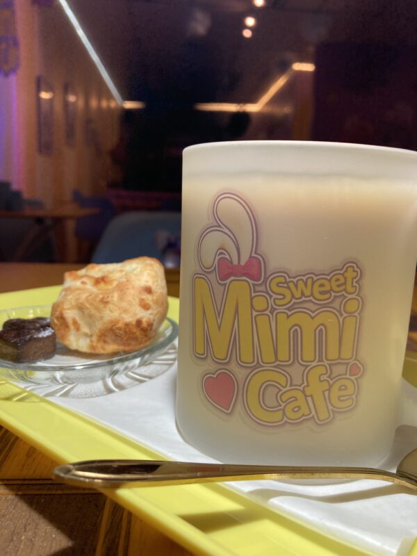Pão de queijo + Milk tea